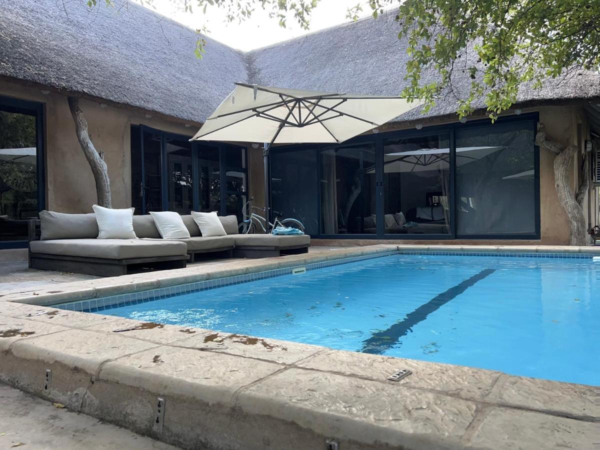 Simba Safaris African Pride Exotic Lodge Lephalale Buitenkant foto