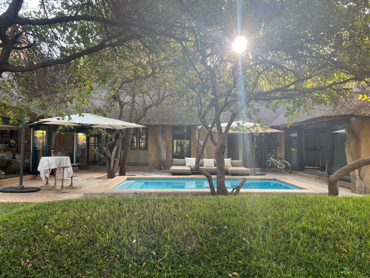 Simba Safaris African Pride Exotic Lodge Lephalale Buitenkant foto