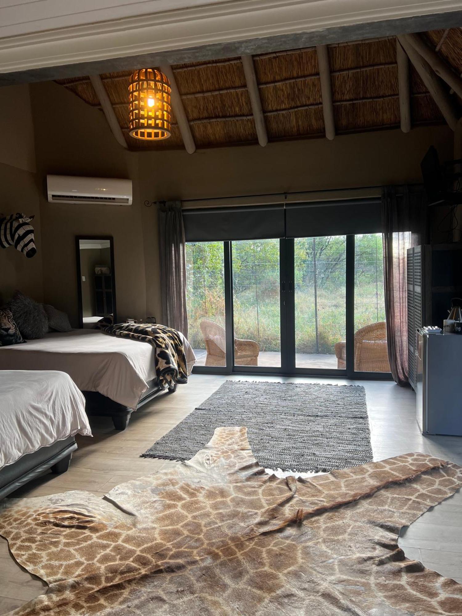 Simba Safaris African Pride Exotic Lodge Lephalale Buitenkant foto